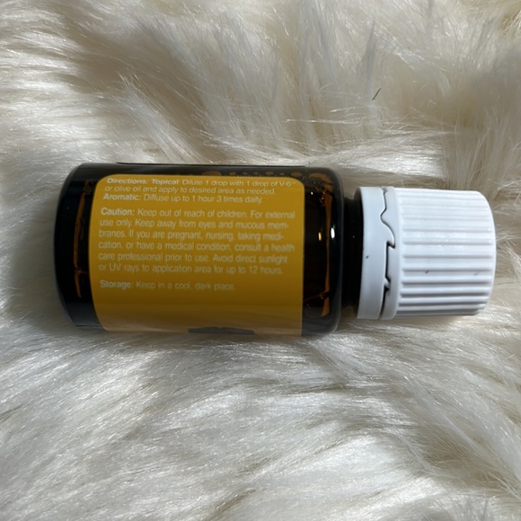 Young Living Lemon and Jade Lemon - Picture 3 of 4